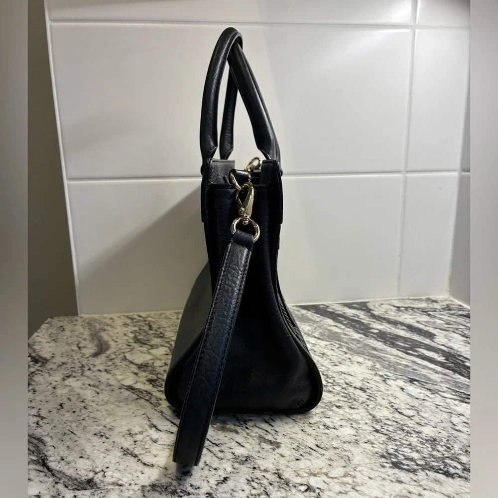 Kate Spade Tote Purse Black with gold accent and lattice detail - Picture 5 of 14